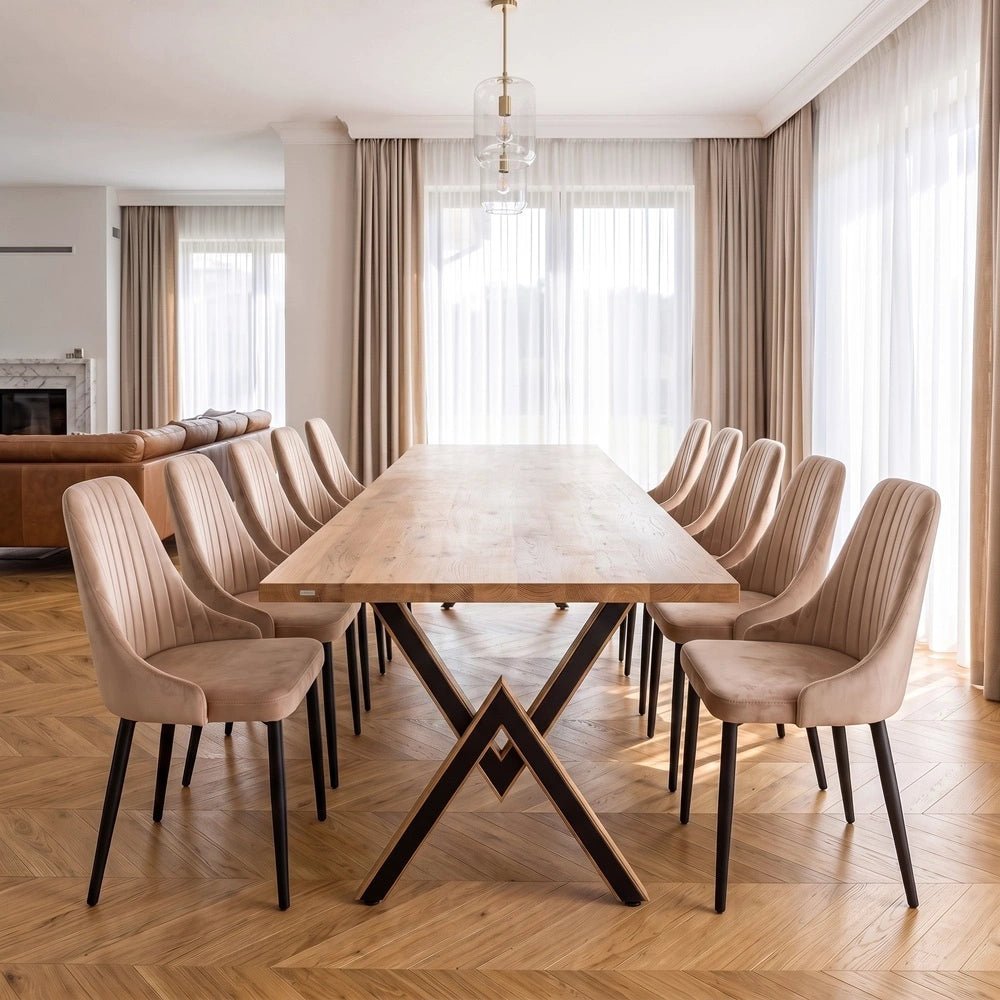 Klassischer Eichentisch - 10 Personen - 220x100x4cm