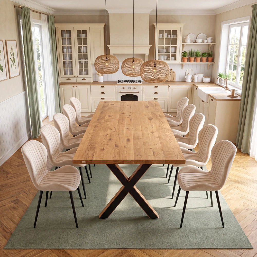 Eichenholztisch im klassischen Stil – für 10 Personen – 240 x 100 x 4 cm