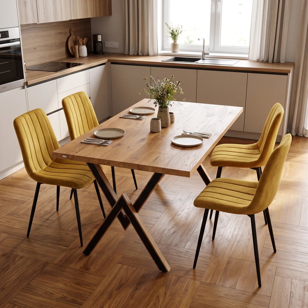 Eichenholztisch im klassischen Stil – für 4 Personen – 140 x 80 x 4 cm