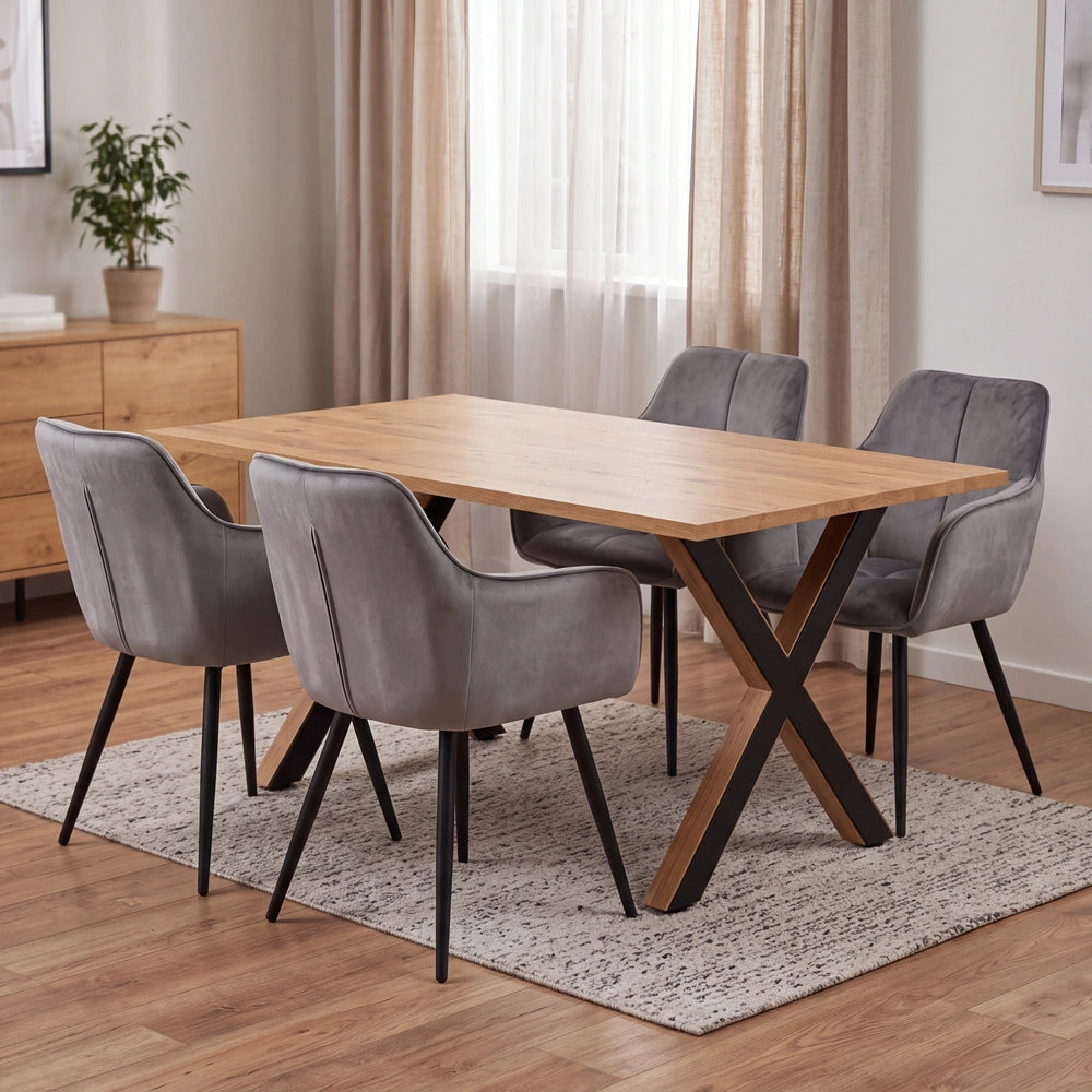 Eichenholztisch im klassischen Stil – für 4 Personen – 140x80x2,6 cm