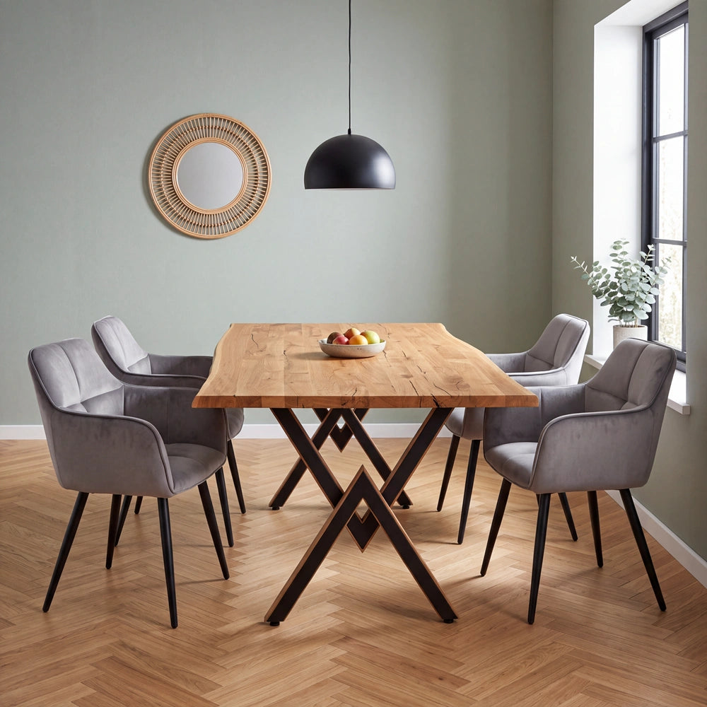 Eichentisch im rustikalen Stil – für 4 Personen – 140 x 80 x 4