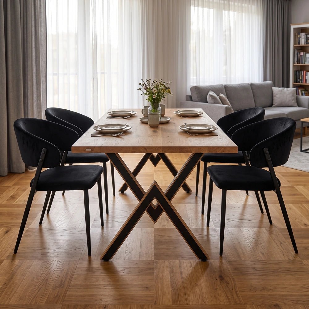 Eichenholztisch im klassischen Stil – für 4 Personen – 140 x 80 x 4 cm