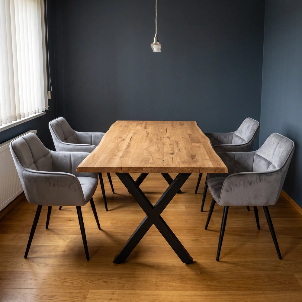 Eichentisch im rustikalen Stil – für 4 Personen – 140 x 80 x 4