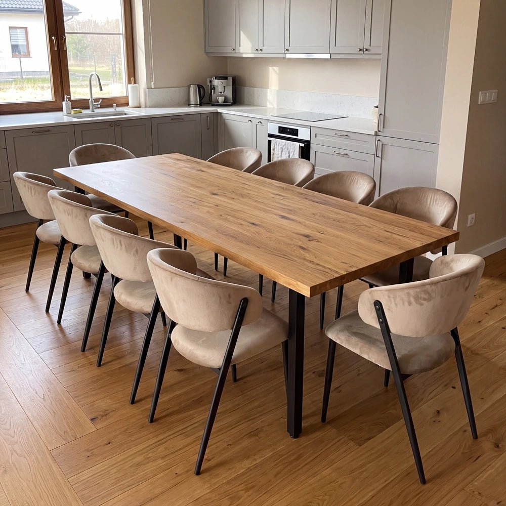 Eichenholztisch im klassischen Stil – für 10 Personen – 240 x 100 x 4 cm