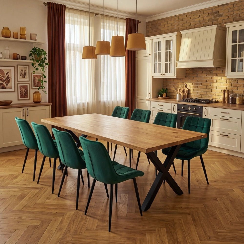 Eichenholztisch im klassischen Stil – für 8 Personen – 200 x 100 x 4 cm