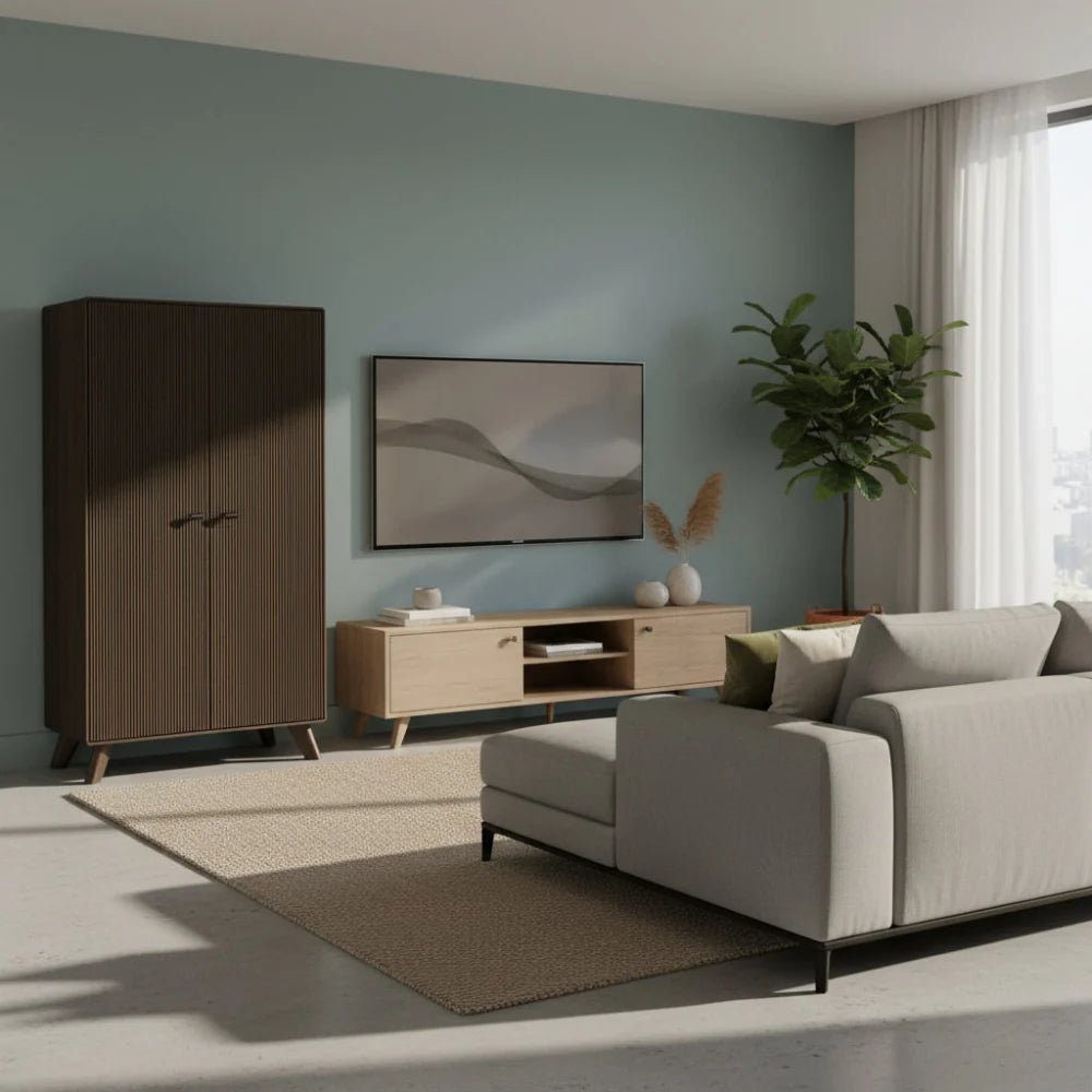 Riff-Sideboard aus Massivholz