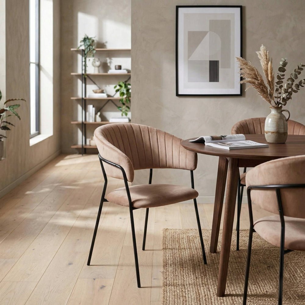 Scaun dining glamour, catifea velur cappucino, picioare metalice negre, stil Art Deco, cusaturi decorative - Reelken