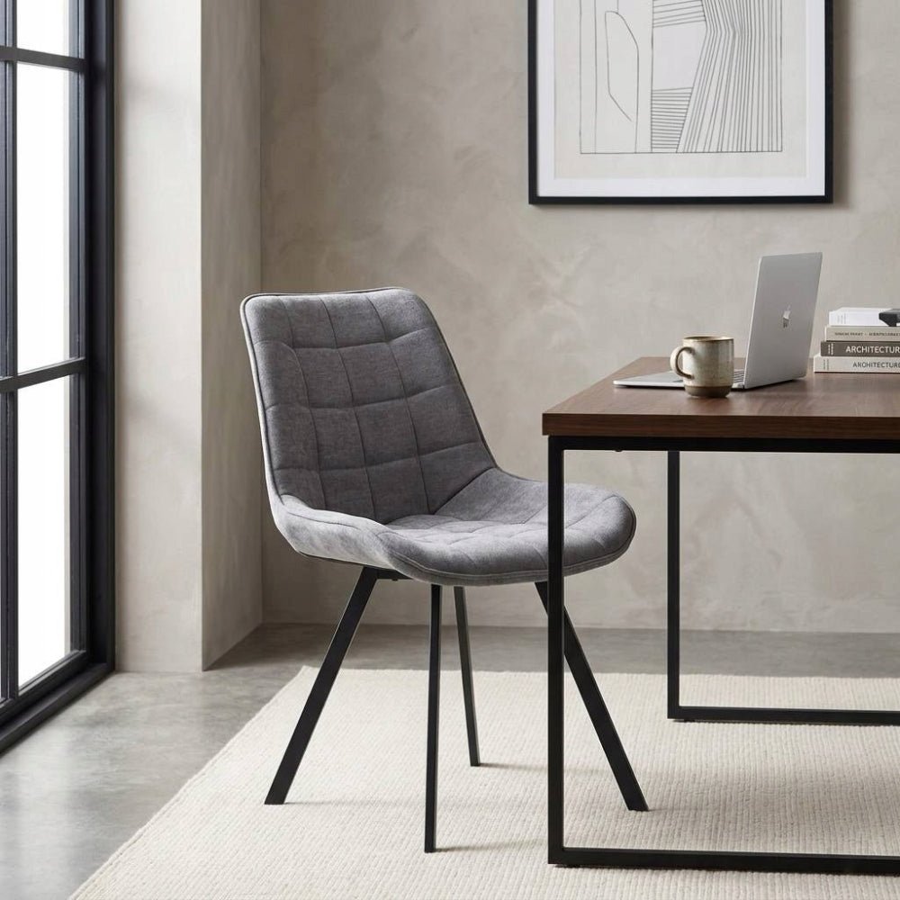Scaun tapitat, catifea gri matlasata, stil loft/modern glamour, picioare metalice negre mate - Reelken