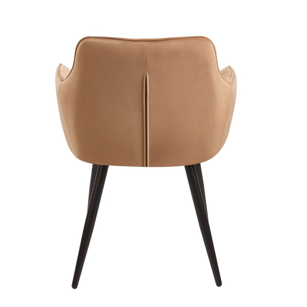 Scaun tapitat cu catifea, culoare cappuccino, cu cotiere si spatar matlasat, stil modern/glamou, picioare metalice negre, 85 cm, - Reelken