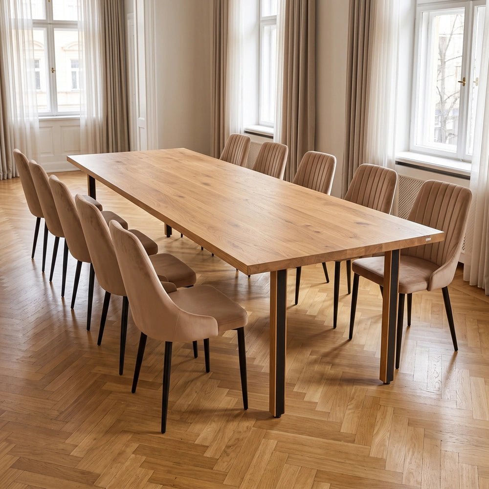 Eichenholztisch im klassischen Stil – für 10 Personen – 240 x 100 x 4 cm
