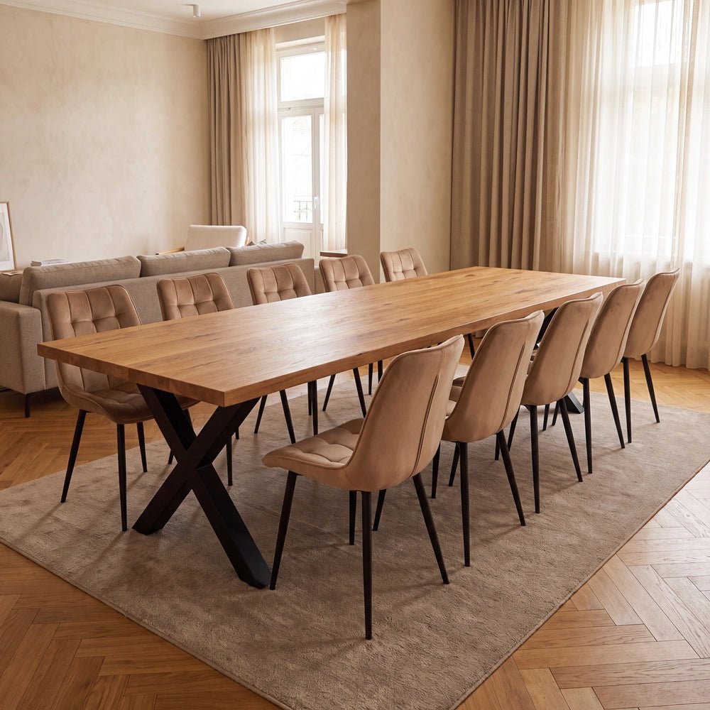 Eichenholztisch im klassischen Stil – für 10 Personen – 240 x 100 x 4 cm