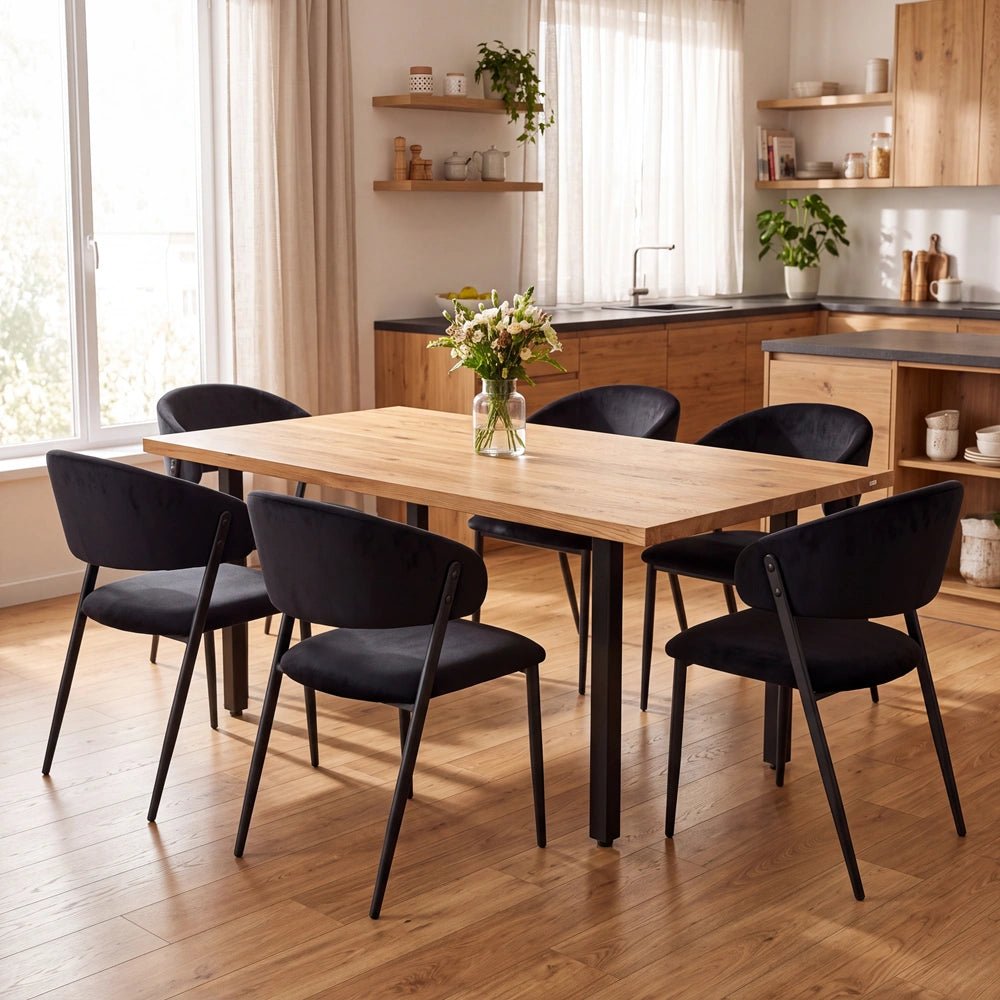 Eichenholztisch im klassischen Stil – für 6 Personen – 160 x 80 x 4 cm