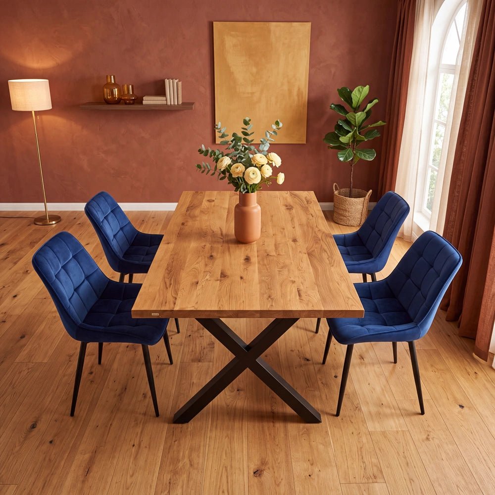 Eichenholztisch im klassischen Stil – für 4 Personen – 140 x 80 x 4 cm