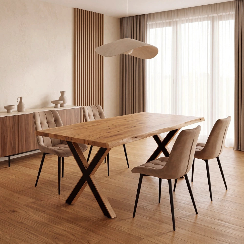 Eichentisch im rustikalen Stil – für 4 Personen – 140 x 80 x 4