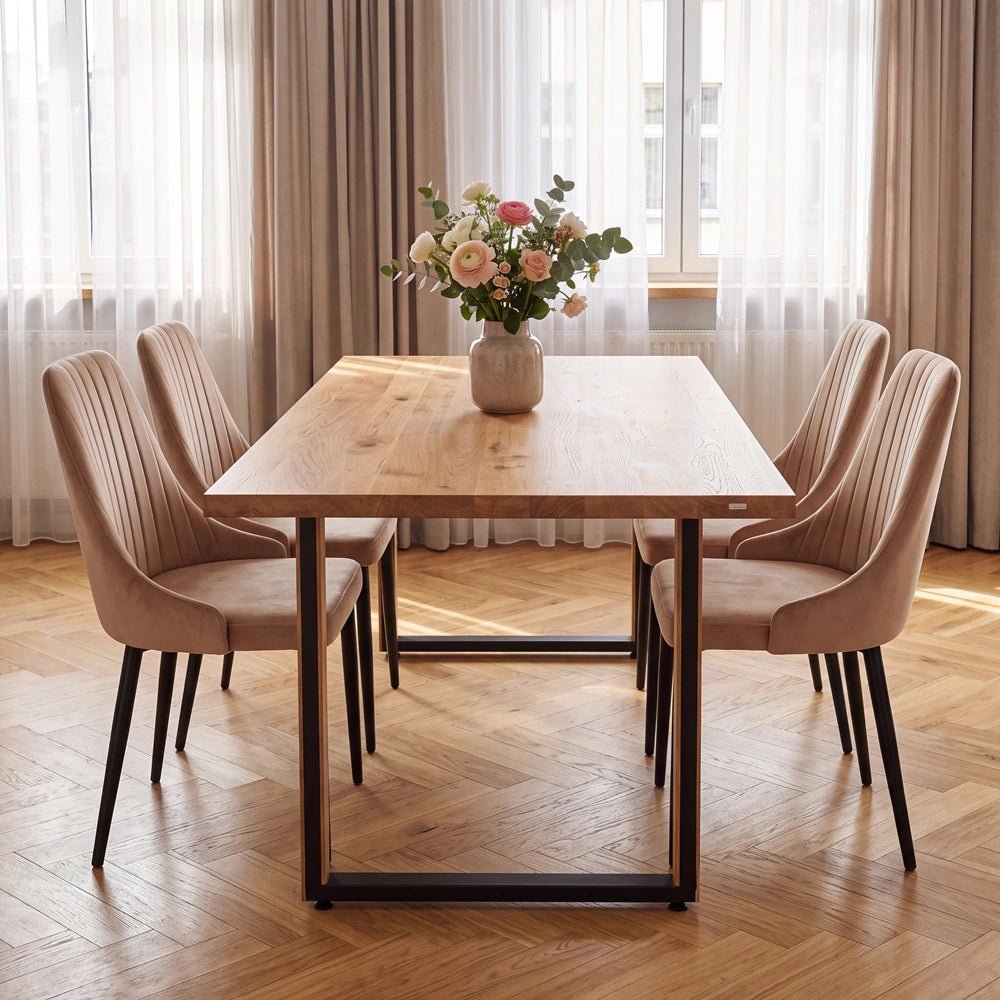Eichenholztisch im klassischen Stil – für 4 Personen – 120 x 70 x 4 cm