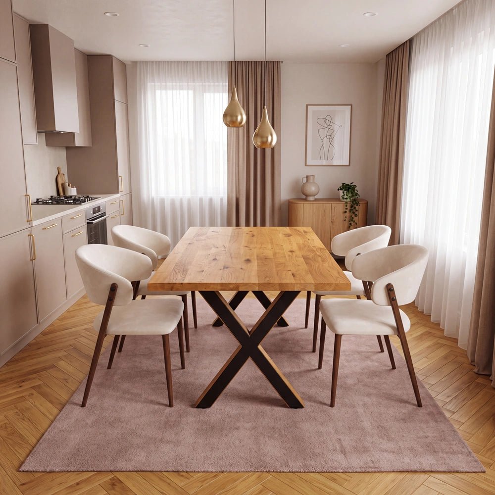 Eichenholztisch im klassischen Stil – für 4 Personen – 140 x 80 x 4 cm