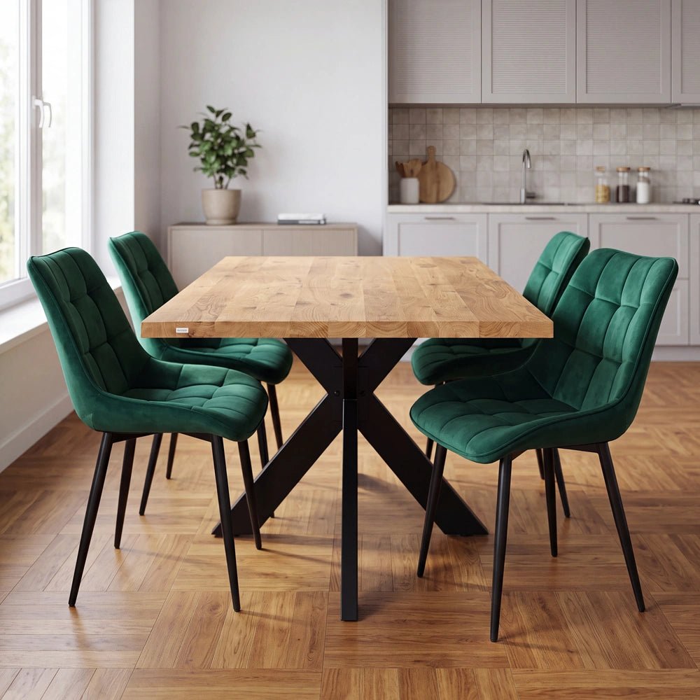 Eichenholztisch im klassischen Stil – für 4 Personen – 140 x 80 x 4 cm
