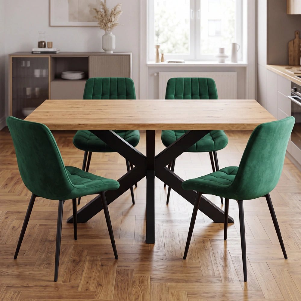 Eichenholztisch im klassischen Stil – für 4 Personen – 140 x 80 x 4 cm