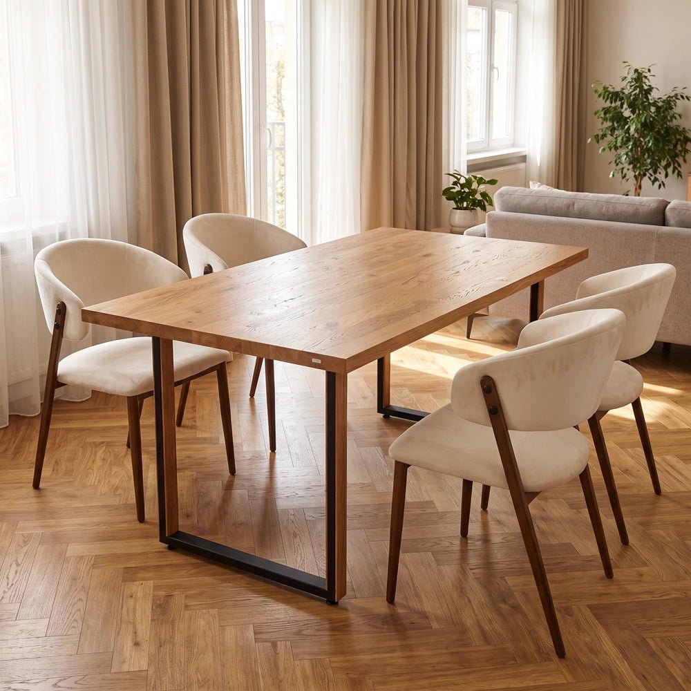Eichenholztisch im klassischen Stil – für 4 Personen – 140 x 80 x 4 cm