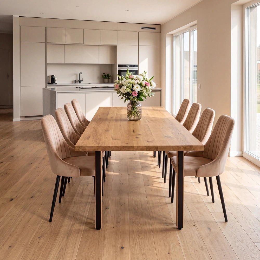 Eichenholztisch im klassischen Stil – für 8 Personen – 200 x 100 x 4 cm