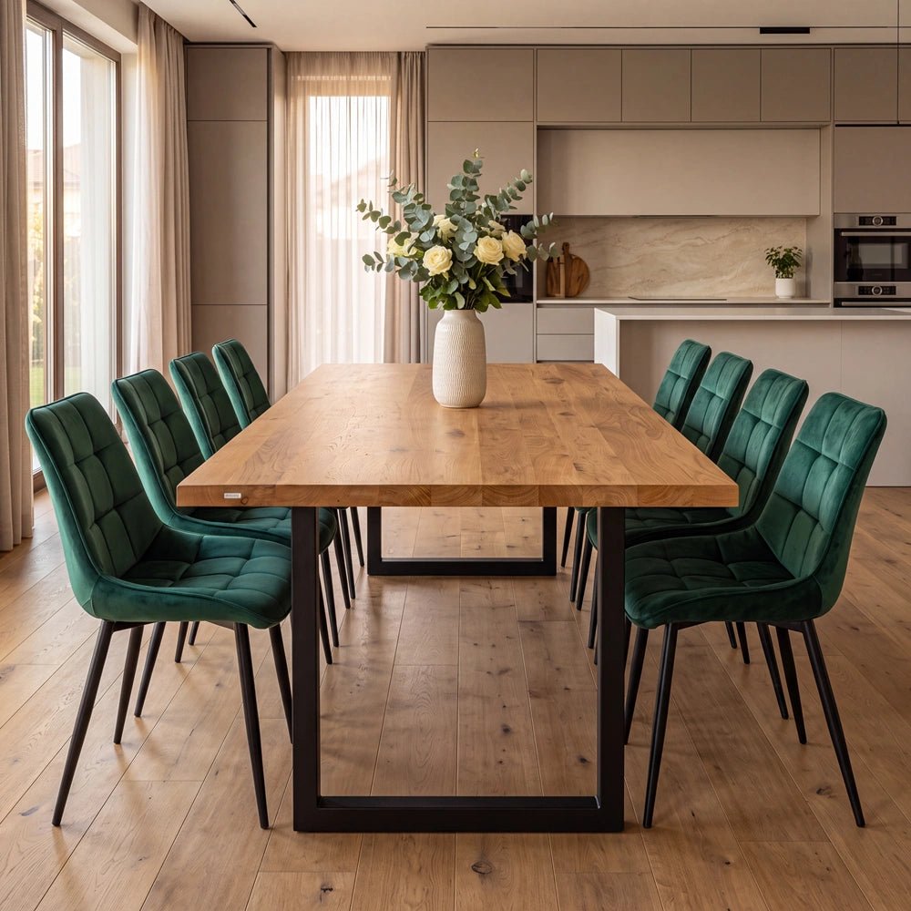 Eichenholztisch im klassischen Stil – für 8 Personen – 200 x 100 x 4 cm